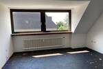 Schickes 1 Zimmerwohnung im ruhigen und gepflegten Haus. Ein WBS-Schein ist erforderlich - Besichtigung findet am Montag - 01.09.2025 statt.