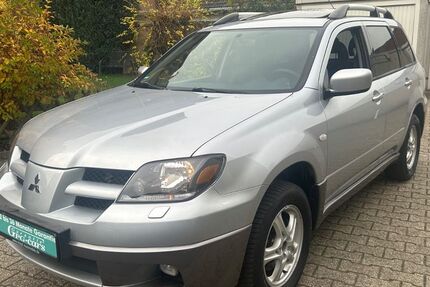 Mitsubishi Outlander 140.000 km 5.950 &euro; Düsseldorf 40589
