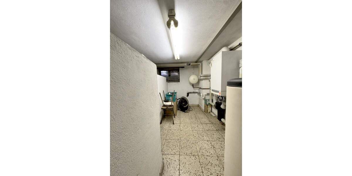 Mehrfamilienhaus, Wohnhaus Oberhausen Sterkrade-Nord - 9 Zimmer, 254 m&sup2;, 759.000&euro; | Angebot:25709919