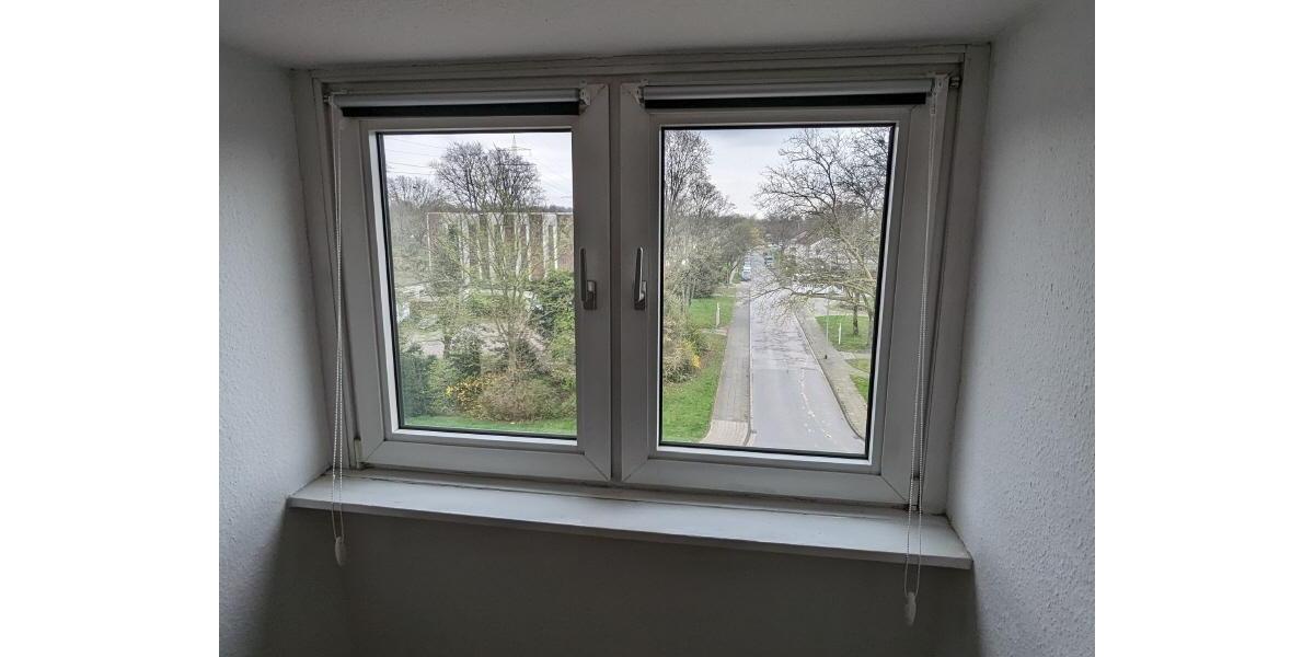 Etagenwohnung Duisburg Huckingen - 1 Zimmer, 28 m&sup2;, 330&euro; | Angebot:25297428