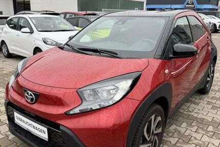 Toyota Aygo 11.200 km 14.490 € Moers 47441