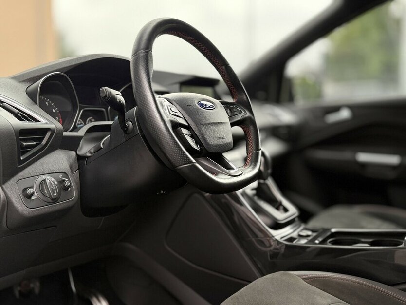 Kuga ST-Line KeylessGO Kamera