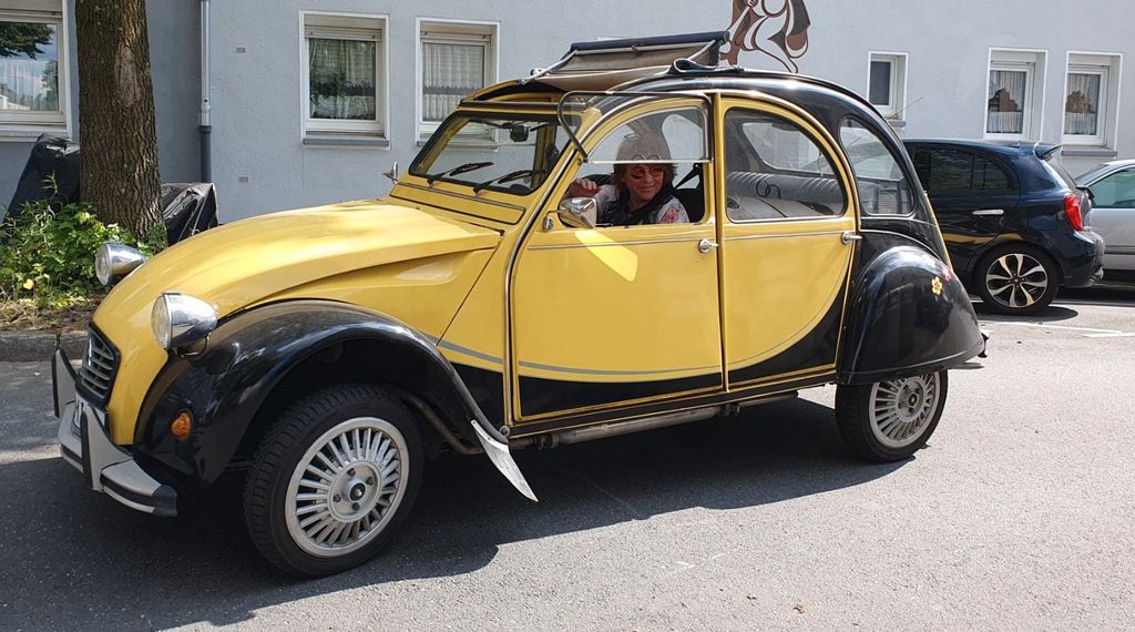 Citroen 2 CV 50.277 km 11.000 &euro; Mülheim an der Ruhr 45472