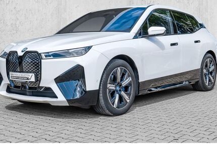 BMW iX 58.490 km 44.840 &euro; Velbert 42553