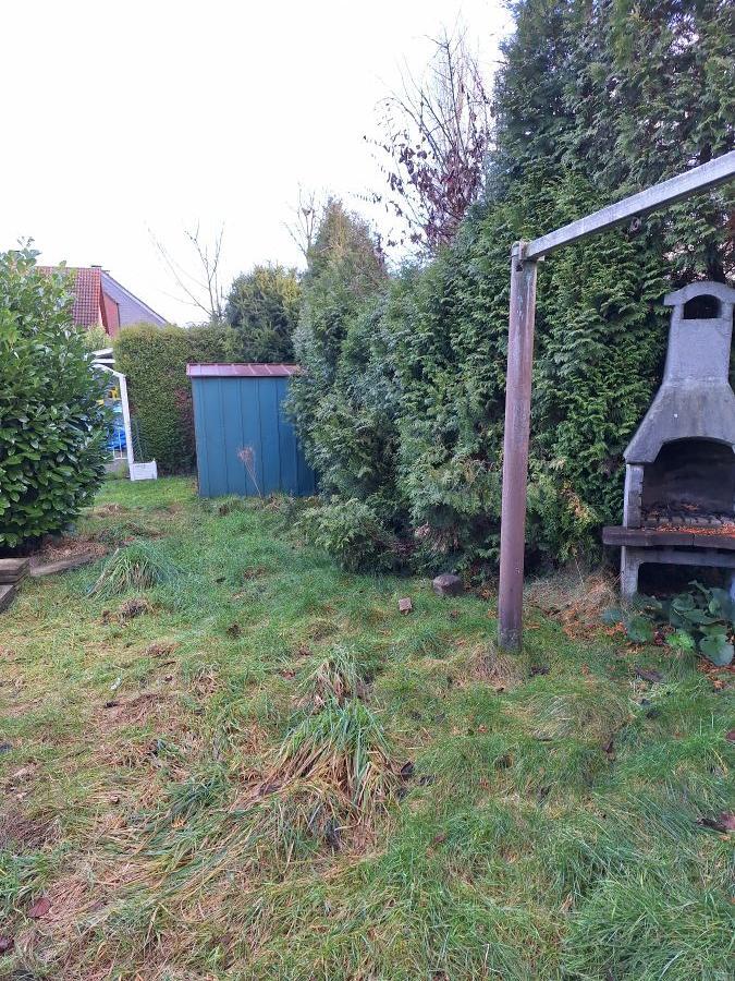 Provisionsfrei* Mit Gartenteil + Stellplatz! Gemütl. DG-Wo, sofort bezugsfrei! 2.5 zimmer