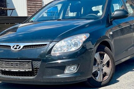 Hyundai i30 206.632 km 700 &euro; Gelsenkirchen 45884
