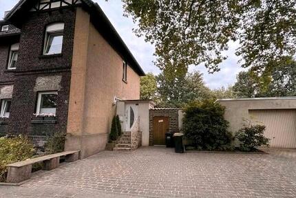 Haus Essen Stadtbezirk V - 6 Zimmer, 200 m&sup2;, 375.000&euro; | Angebot:27156546