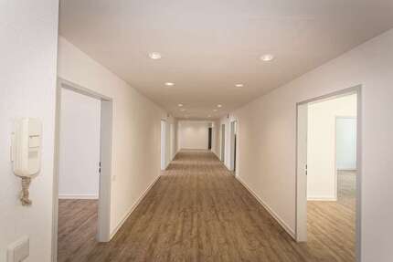 Gewerbeobjekt Düsseldorf Stadtmitte - 4.390&euro; | Angebot:27097156