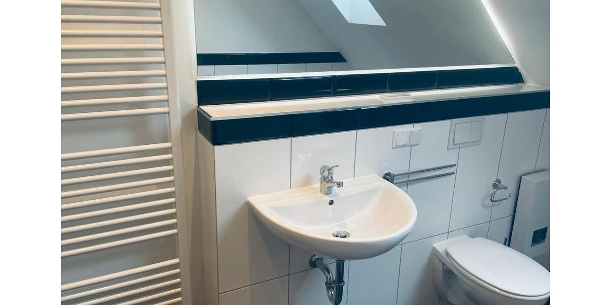 Dachgeschoßwohnung Düsseldorf Niederkassel - 3 Zimmer, 61 m&sup2;, 196.500&euro; | Angebot:25127315