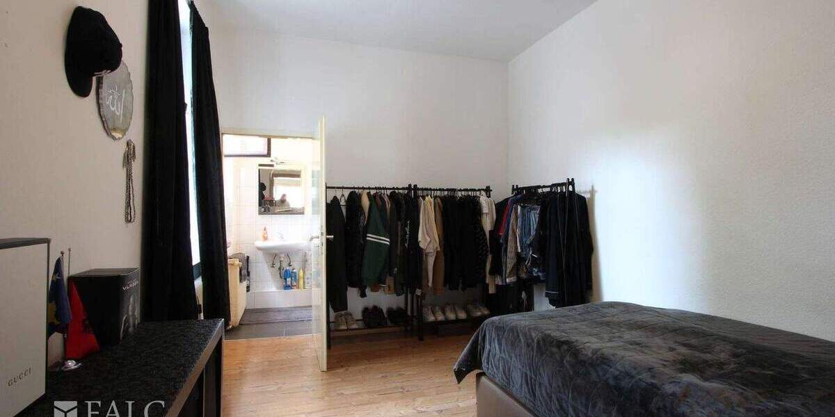 Reihenmittelhaus Oberhausen - Sterkrade Sterkrade-Mitte - 1 Zimmer, 300 m&sup2;, 369.000&euro; | Angebot:21504558