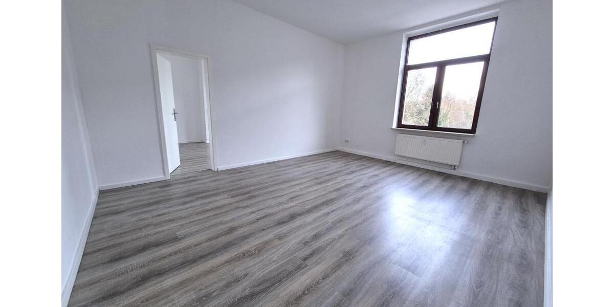 Etagenwohnung Duisburg Beeck - 2 Zimmer, 65 m&sup2;, 400&euro; | Angebot:25341211