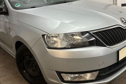 Skoda Rapid 130.000 km 5.900 &euro; ESSEN 45326
