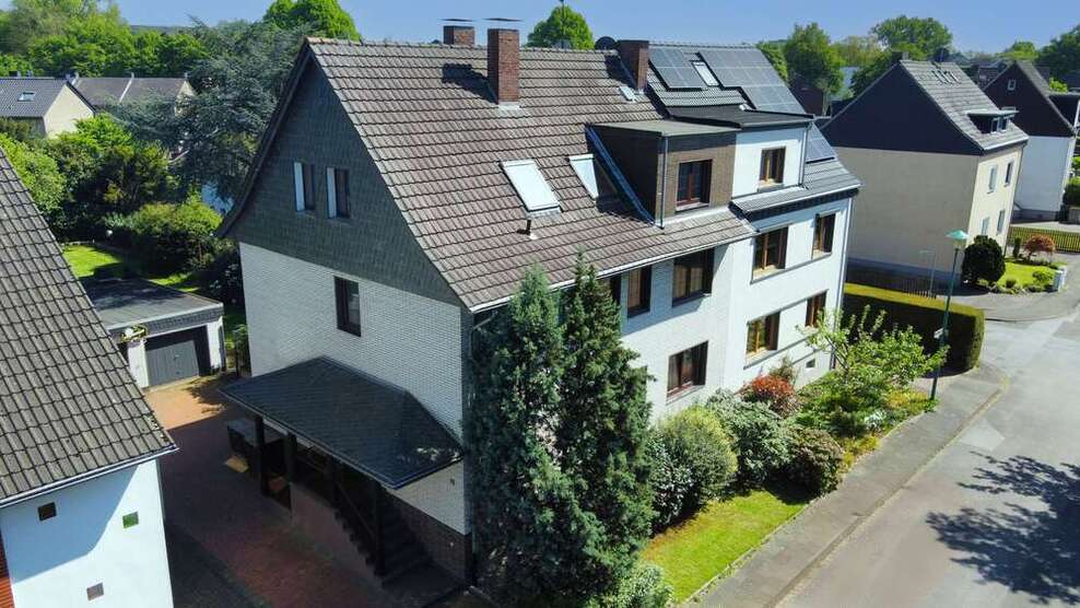 Haus zum Kaufen in Duisburg 459.000 € 246 m²