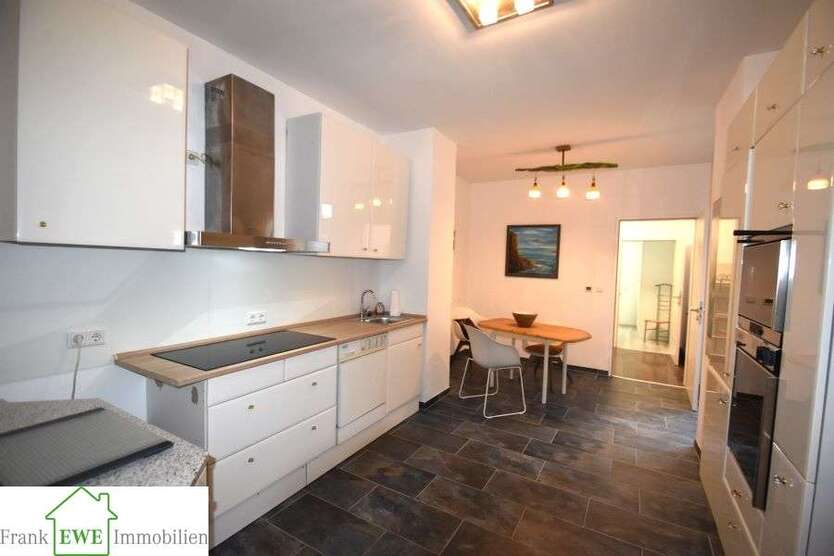Wohnung zum Kaufen in Düsseldorf Eller 369.000 € 87 m²