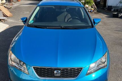 Seat Leon 211.520 km 5.999 &euro; Düsseldorf 40227