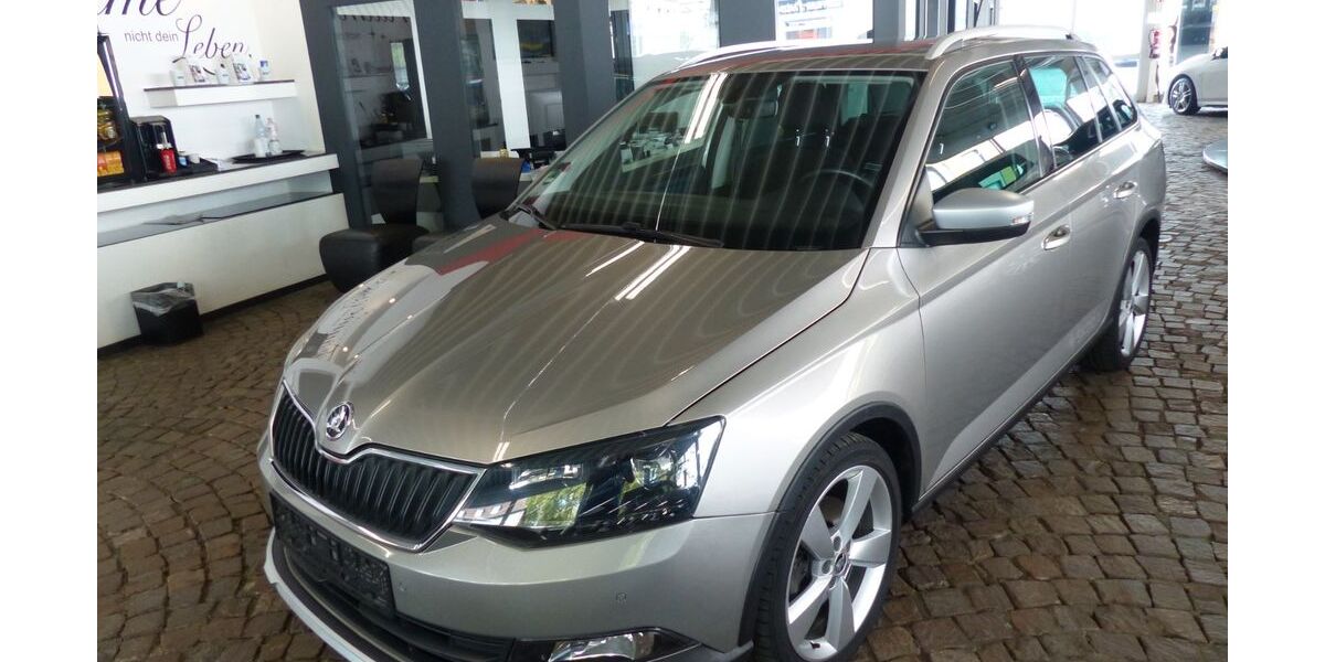 Skoda Fabia 52.670 km 12.990 &euro; Gelsenkirchen 45883