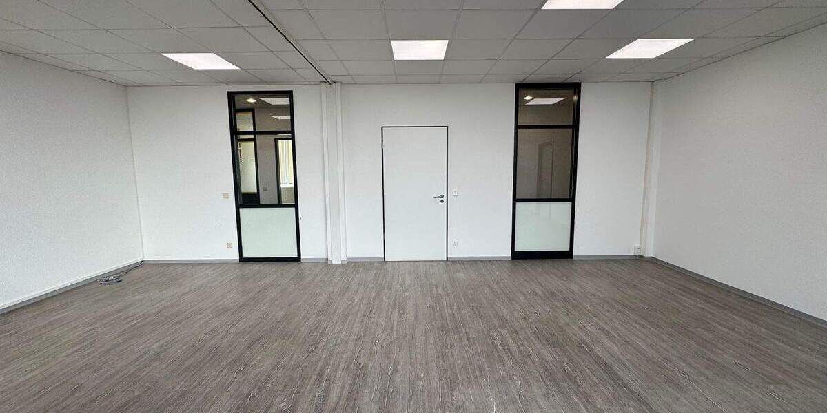 Gewerbeobjekt Willich Münchheide - 7 Zimmer, 246 m&sup2;, 2.460&euro; | Angebot:24789280