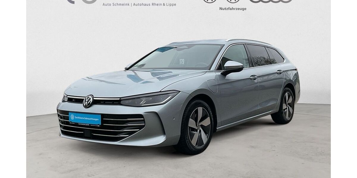 VW Passat 13.786 km 41.880 &euro; Wesel 46483