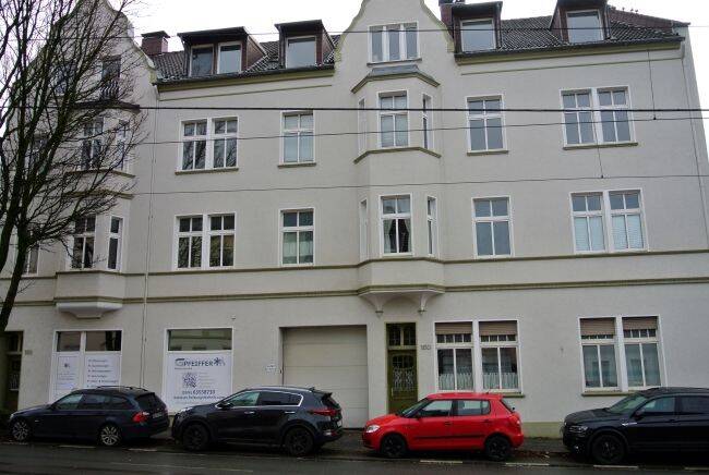 Etagenwohnung Mülheim an der Ruhr Mitte-Ost - 3 Zimmer, 98 m&sup2;, 650&euro; | Angebot:26392075