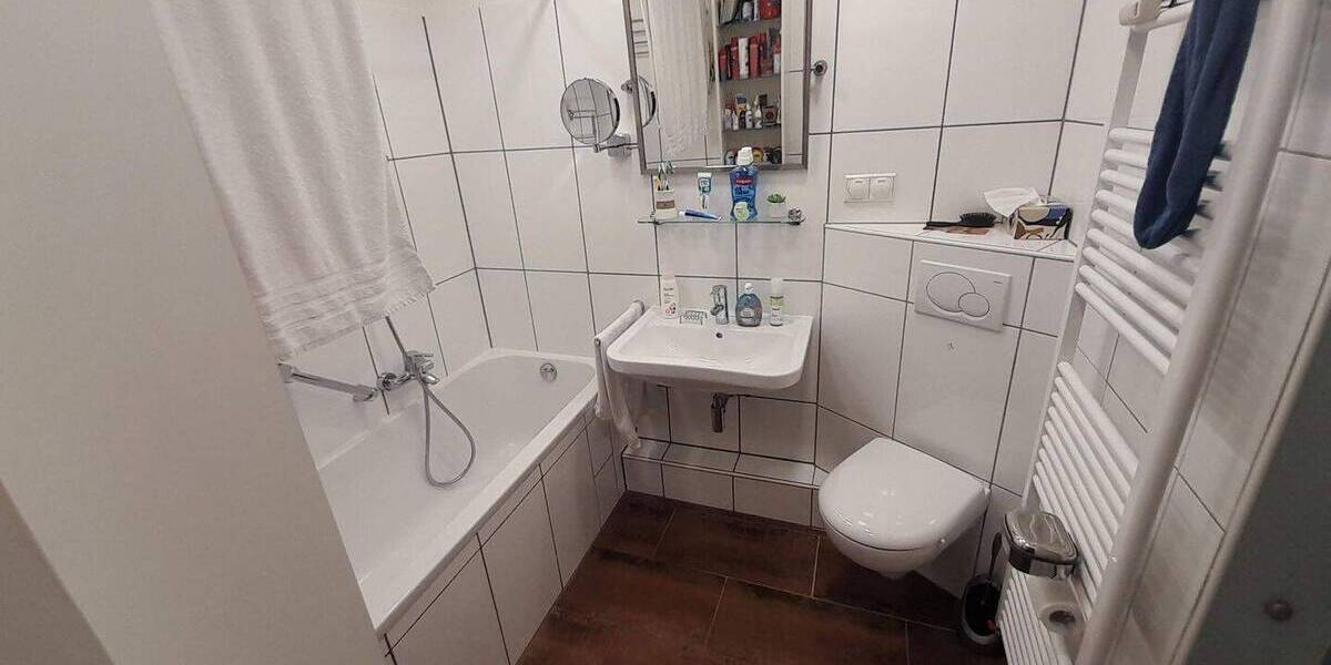 Etagenwohnung Düsseldorf Bilk - 3 Zimmer, 101 m&sup2;, 567.000&euro; | Angebot:26879322