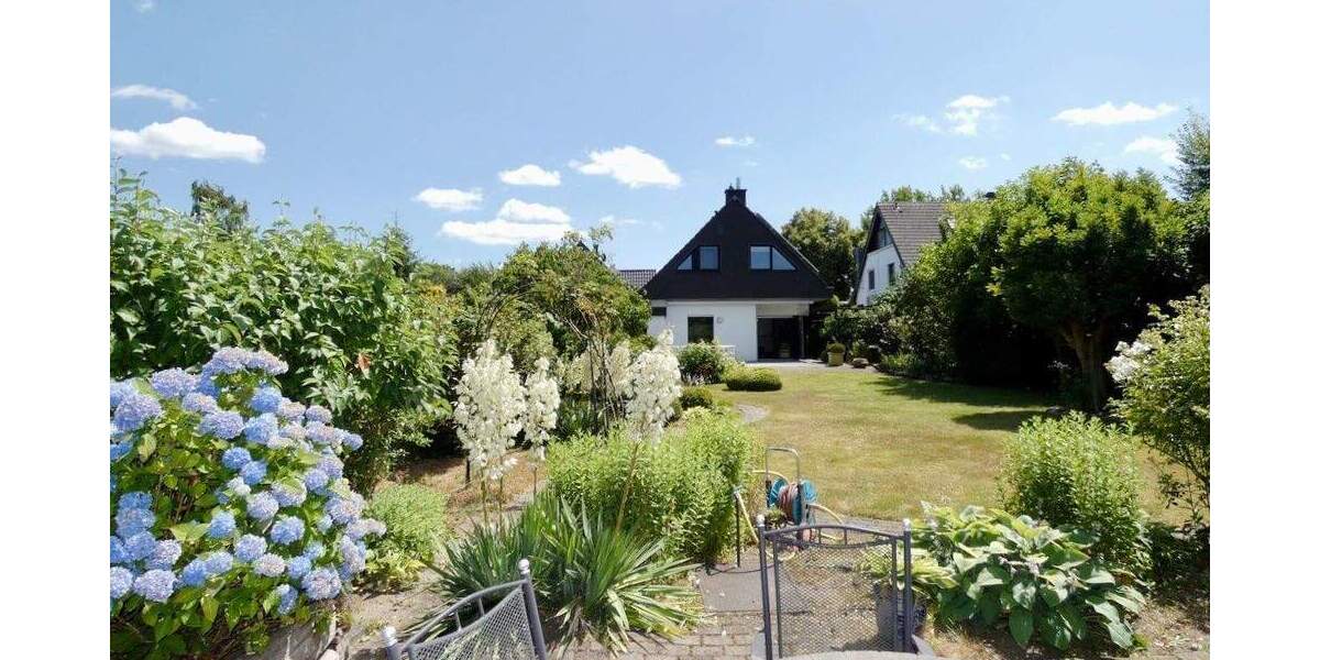 Einfamilienhaus Willich Schiefbahn - 7 Zimmer, 194 m&sup2;, 849.000&euro; | Angebot:24486302