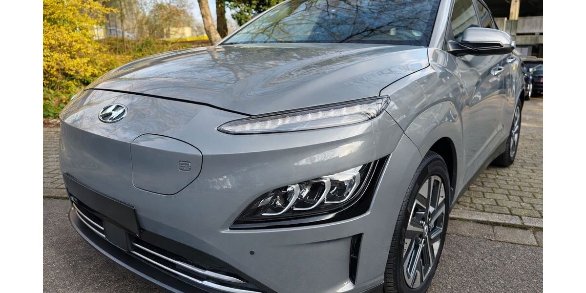 Hyundai KONA 29.716 km 13.700 &euro; Essen 45276