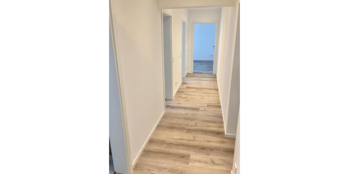 Etagenwohnung Essen Stadtbezirk II - 4 Zimmer, 90 m&sup2;, 998&euro; | Angebot:25073417