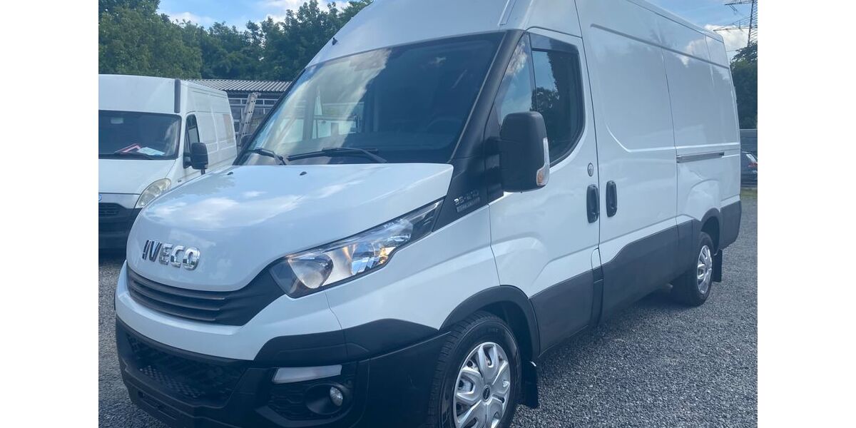 IVECO Andere 196.500 km 18.290 &euro; Essen 45309