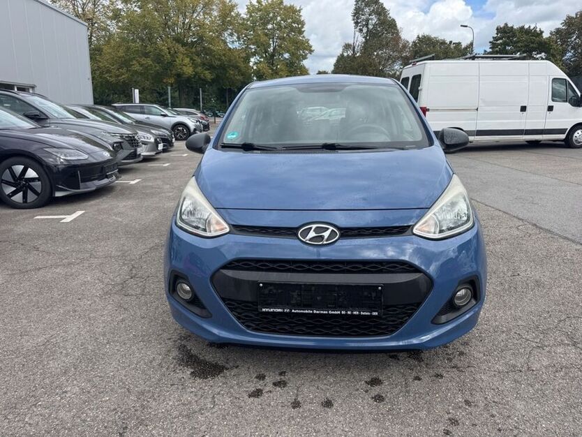 i10