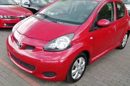 Toyota Aygo (X) 187.133 km 2.490 € Essen 45309
