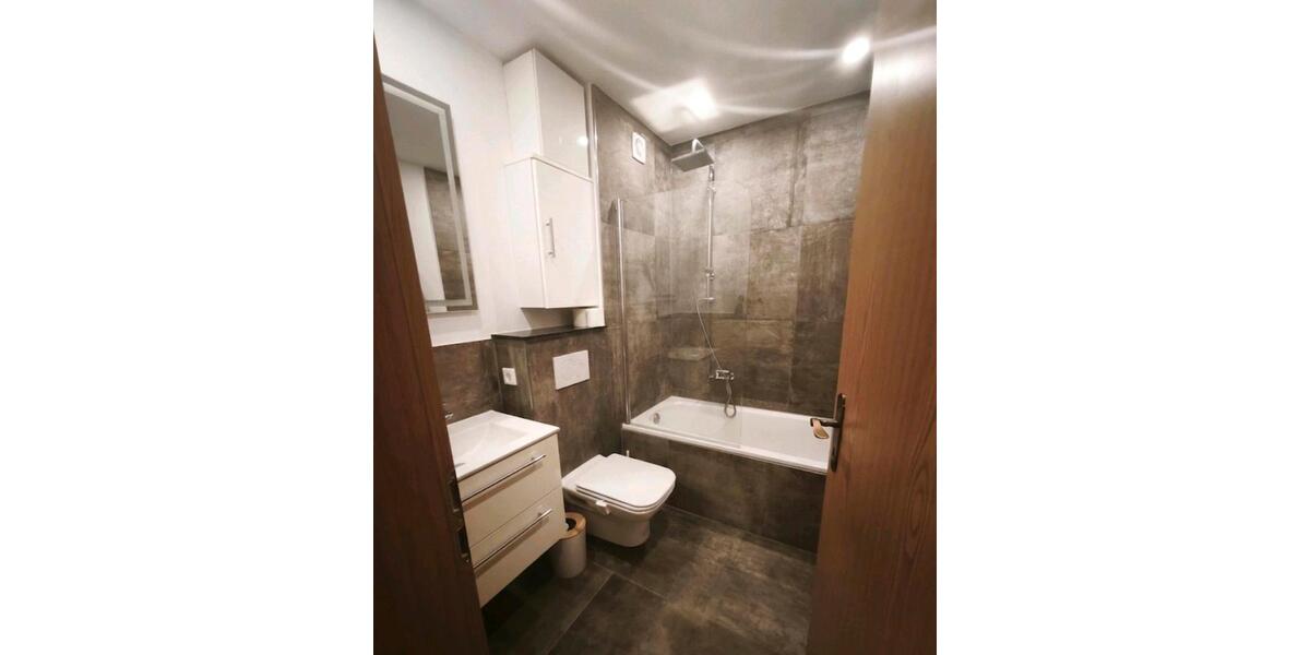 Dachgeschoßwohnung Kempen - 3 Zimmer, 78 m&sup2;, 230.000&euro; | Angebot:27023354