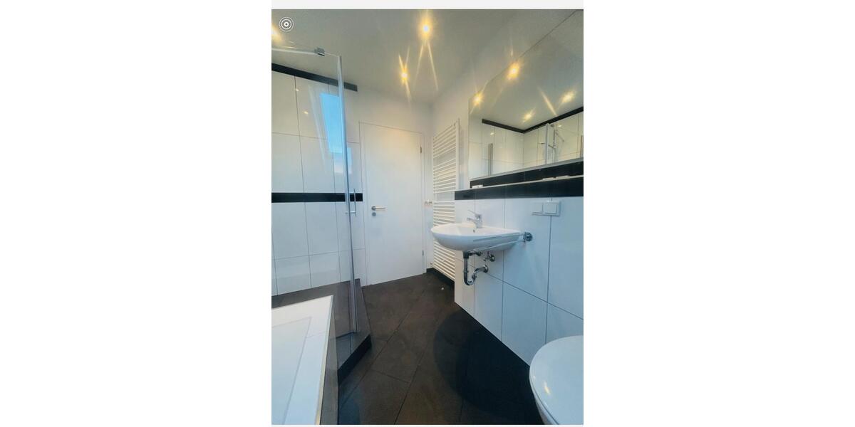 Dachgeschoßwohnung Krefeld Gellep-Stratum - 3 Zimmer, 61 m&sup2;, 198.500&euro; | Angebot:25255118