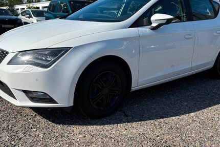 Seat Leon 285.000 km 5.249 &euro; Kamp-Lintfort 47475