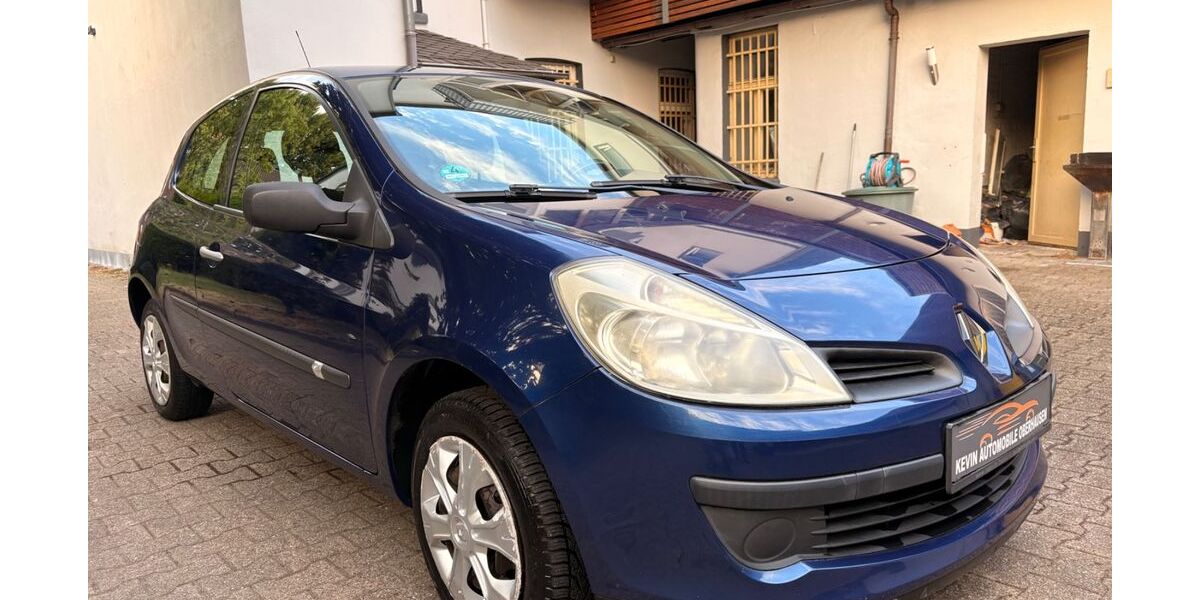 Renault Clio 222.797 km 1.500 &euro; Oberhausen 46047