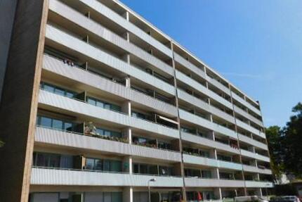 Schön geschnittene 3-Zimmerwohnung mit Balkon und Vinylboden zentral gelegen... 3 zimmer