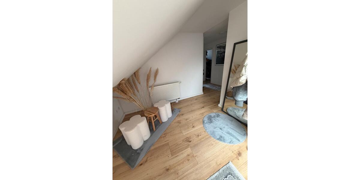 Dachgeschoßwohnung Gelsenkirchen Rotthausen - 3.5 Zimmer, 78 m&sup2;, 810&euro; | Angebot:25046374