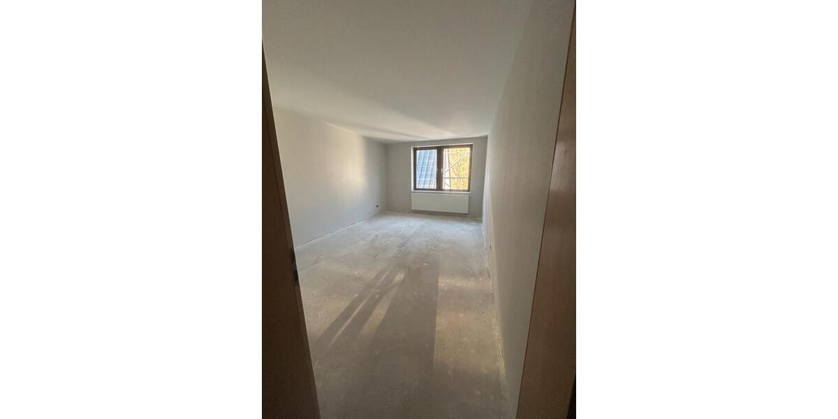 Etagenwohnung Velbert Langenberg - 4 Zimmer, 120 m&sup2;, 1.250&euro; | Angebot:25304052