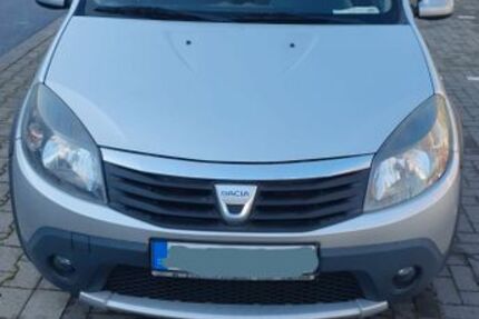 Dacia Sandero 154.000 km 3.250 &euro; Düsseldorf 40625