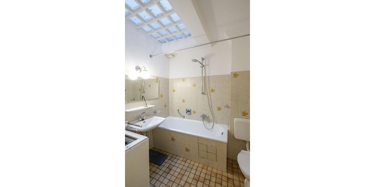 Erdgeschoßwohnung Düsseldorf Stadtbezirk 2 - 2 Zimmer, 43 m&sup2;, 715&euro; | Angebot:26222322