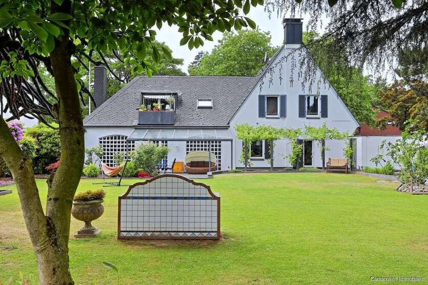 Haus zum Kaufen in Mönchengladbach 880.000 € 323 m²