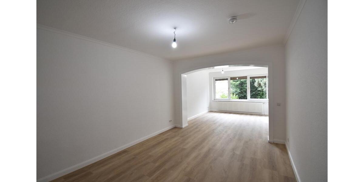 Erdgeschoßwohnung Duisburg Angerhausen - 2.5 Zimmer, 75 m&sup2;, 895&euro; | Angebot:26235370