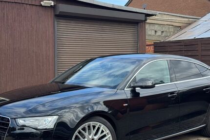 Audi A5 91.000 km 20.850 &euro; Duisburg 47179