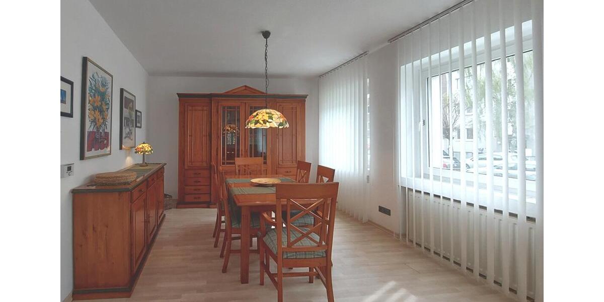 Erdgeschoßwohnung Düsseldorf Heerdt - 2 Zimmer, 62 m&sup2;, 1.240&euro; | Angebot:26356322