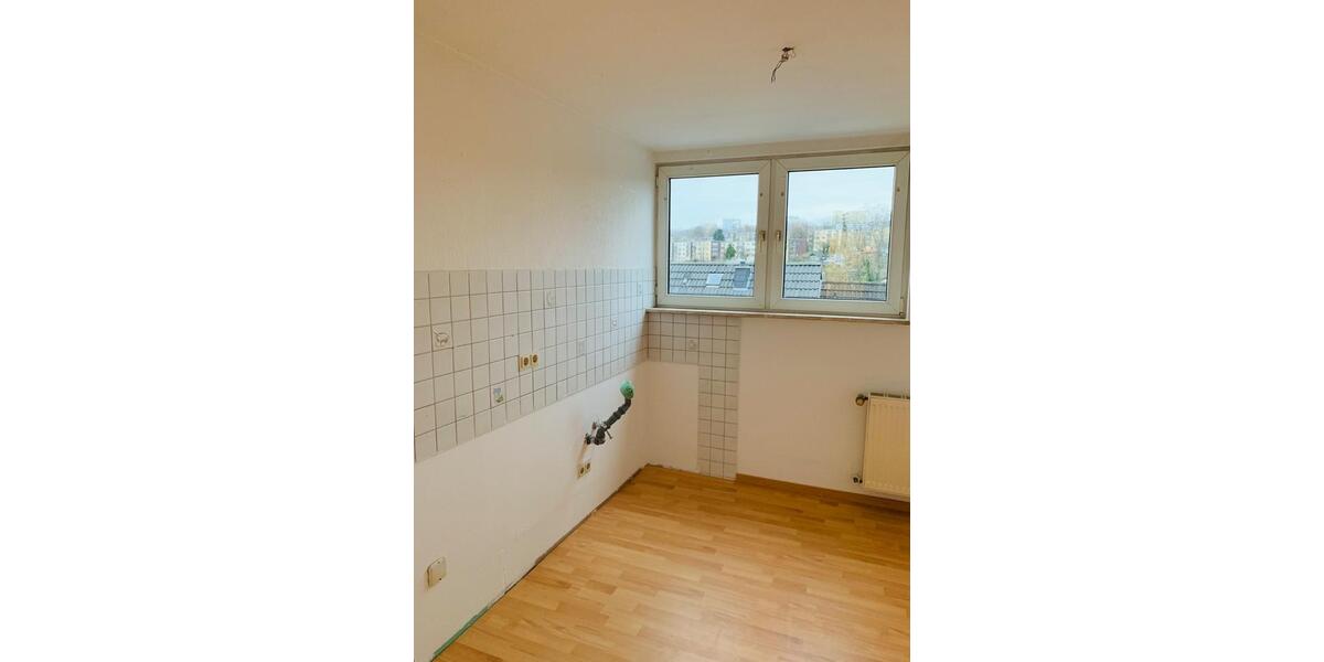 Dachgeschoßwohnung Essen Stadtbezirk VII - 3 Zimmer, 65 m&sup2;, 600&euro; | Angebot:25635910