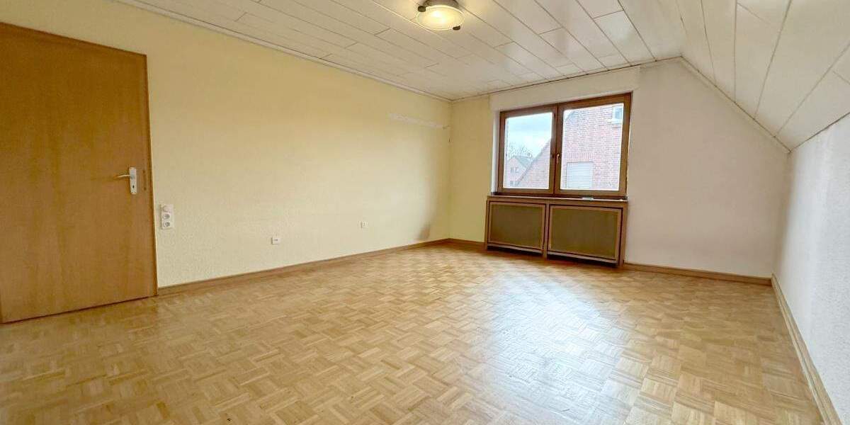 Mehrfamilienhaus, Wohnhaus Oberhausen Sterkrade-Nord - 9 Zimmer, 254 m&sup2;, 759.000&euro; | Angebot:25709919