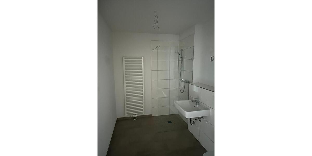 Erdgeschoßwohnung Essen Stadtbezirk VI - 3 Zimmer, 97 m&sup2;, 1.527&euro; | Angebot:25404168