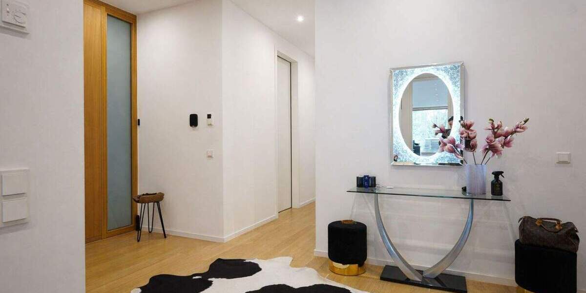 Etagenwohnung Krefeld / Bockum Bockum - 5 Zimmer, 229 m&sup2;, 2.950&euro; | Angebot:25246774