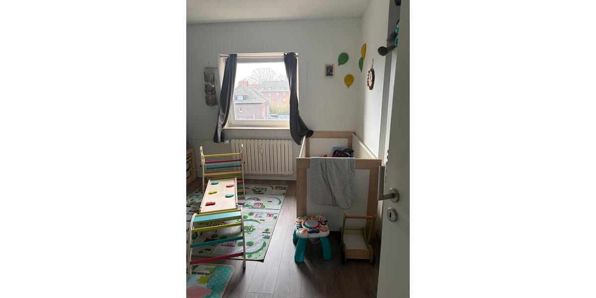 Etagenwohnung Duisburg Beeck - 3.5 Zimmer, 72 m&sup2;, 766&euro; | Angebot:25433293
