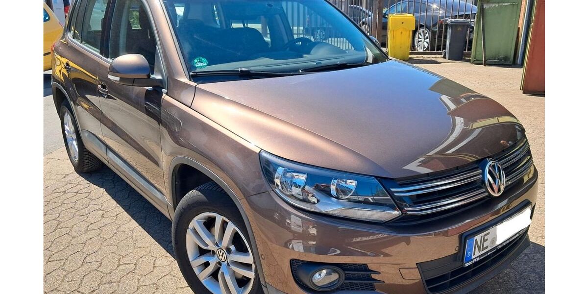 VW Tiguan 96.861 km 11.900 &euro; Neuss 41472