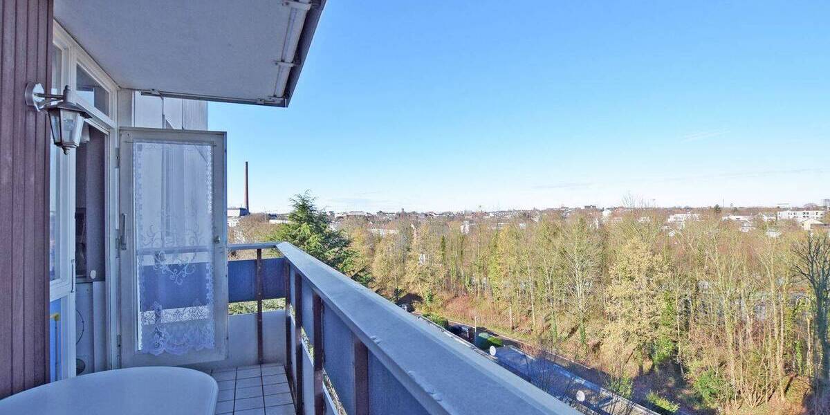 Etagenwohnung Essen Stadtwald - 3 Zimmer, 96 m&sup2;, 215.000&euro; | Angebot:26556355